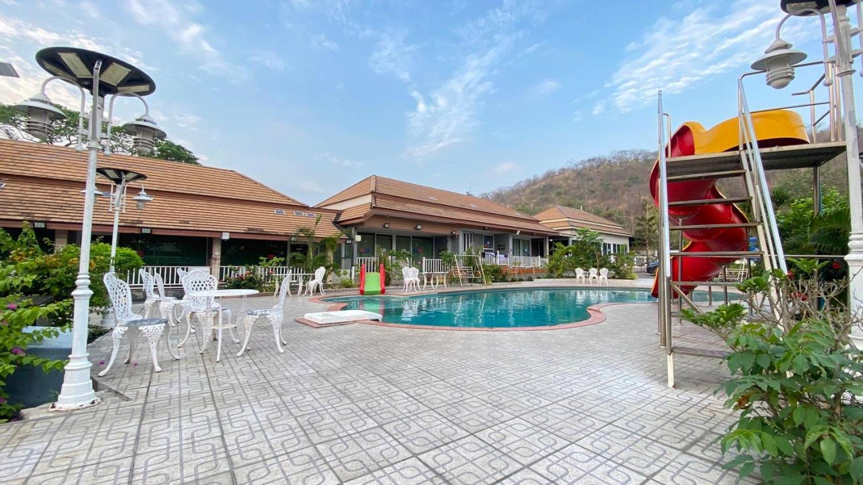 Baan Dara Resort Sara Buri Exterior foto